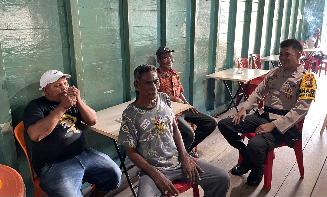 Polsek Concong Gelar Sosialisasi Pemilu Damai di Desa Sungai Berapit, Wujudkan Pemilu 2024 yang Kondusif