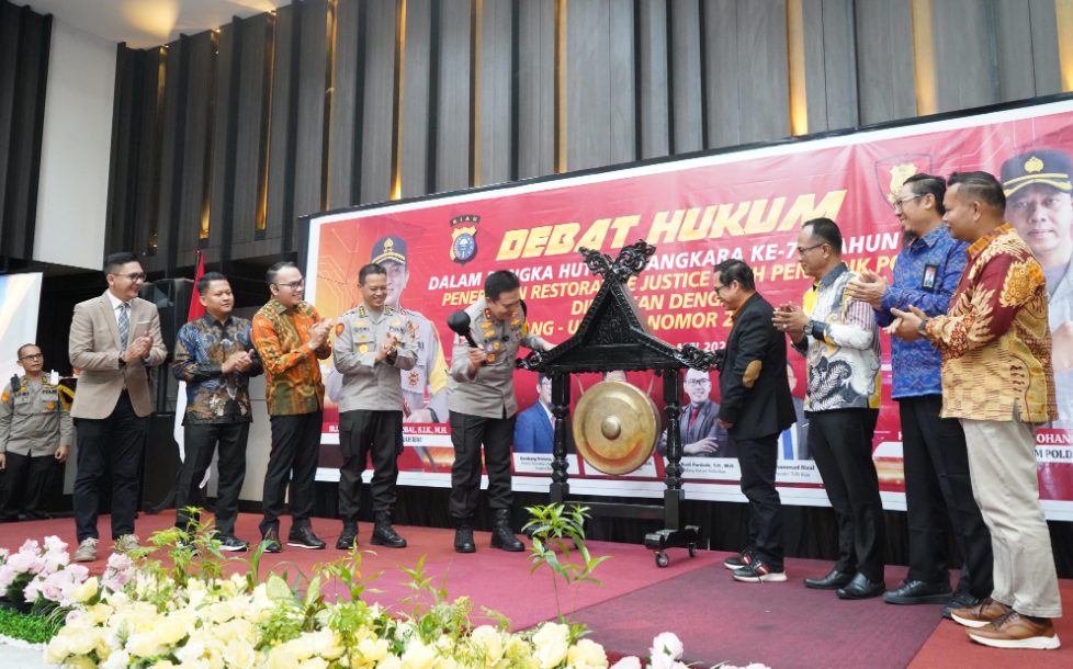 Irjen Iqbal Hadiri Debat Hukum Restorative Justice Bersama Mahasiswa di Riau
