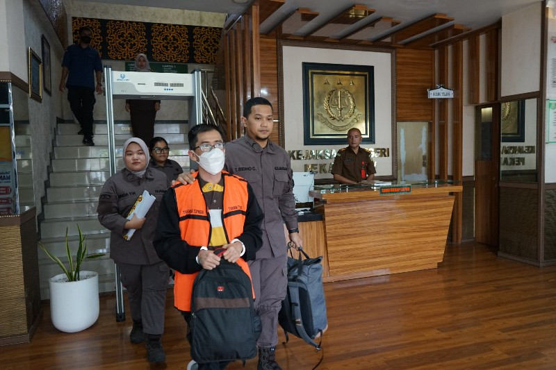 Kasus Perkara Impor Gula PT SMIP, Jaksa Tahan Tersangka di Rutan Pekanbaru