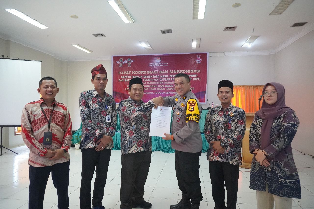 Hadiri Pleno Penetapan DPT Pilkada 2024, Kapolres Rohul Imbau Semua Unsur Bersinergi Ciptakan Kondusifitas
