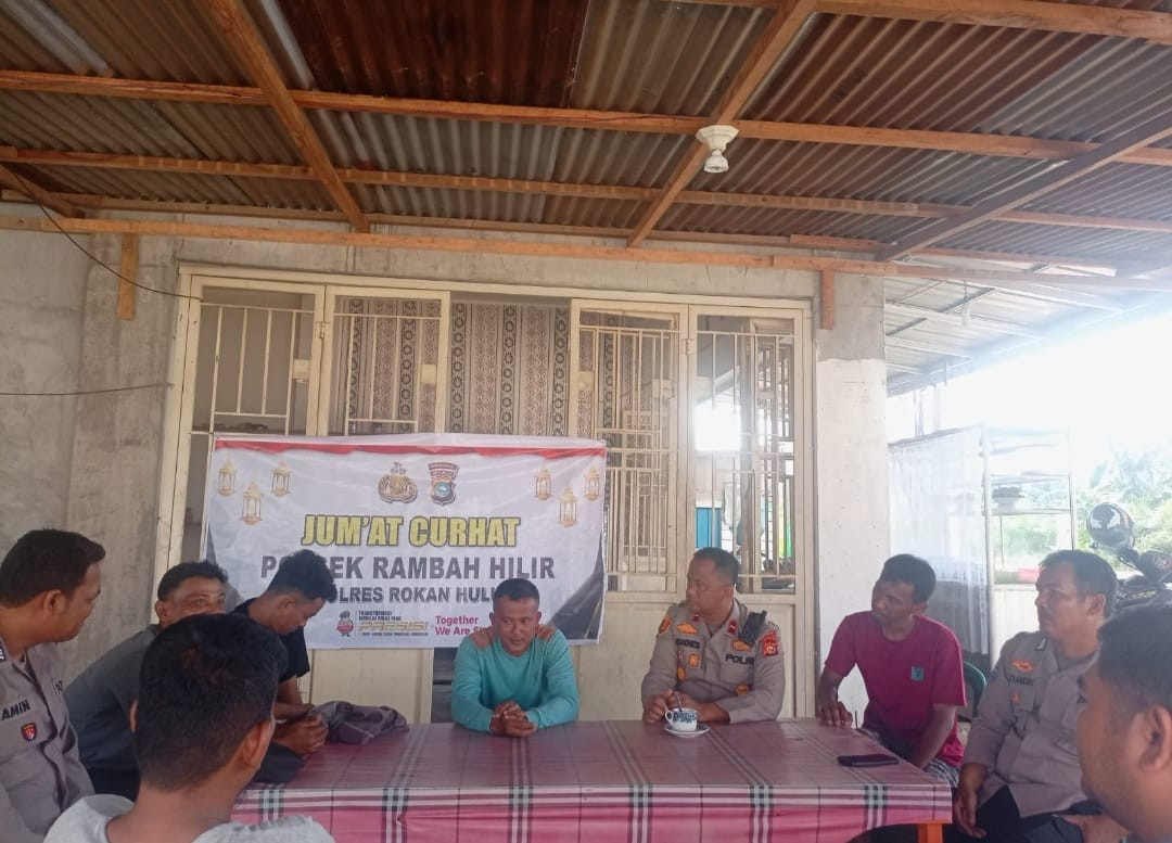 Cooling System di  Dusun Simpang Semangka, Polsek Rambah Hilir Dengarkan Curhatan Warga