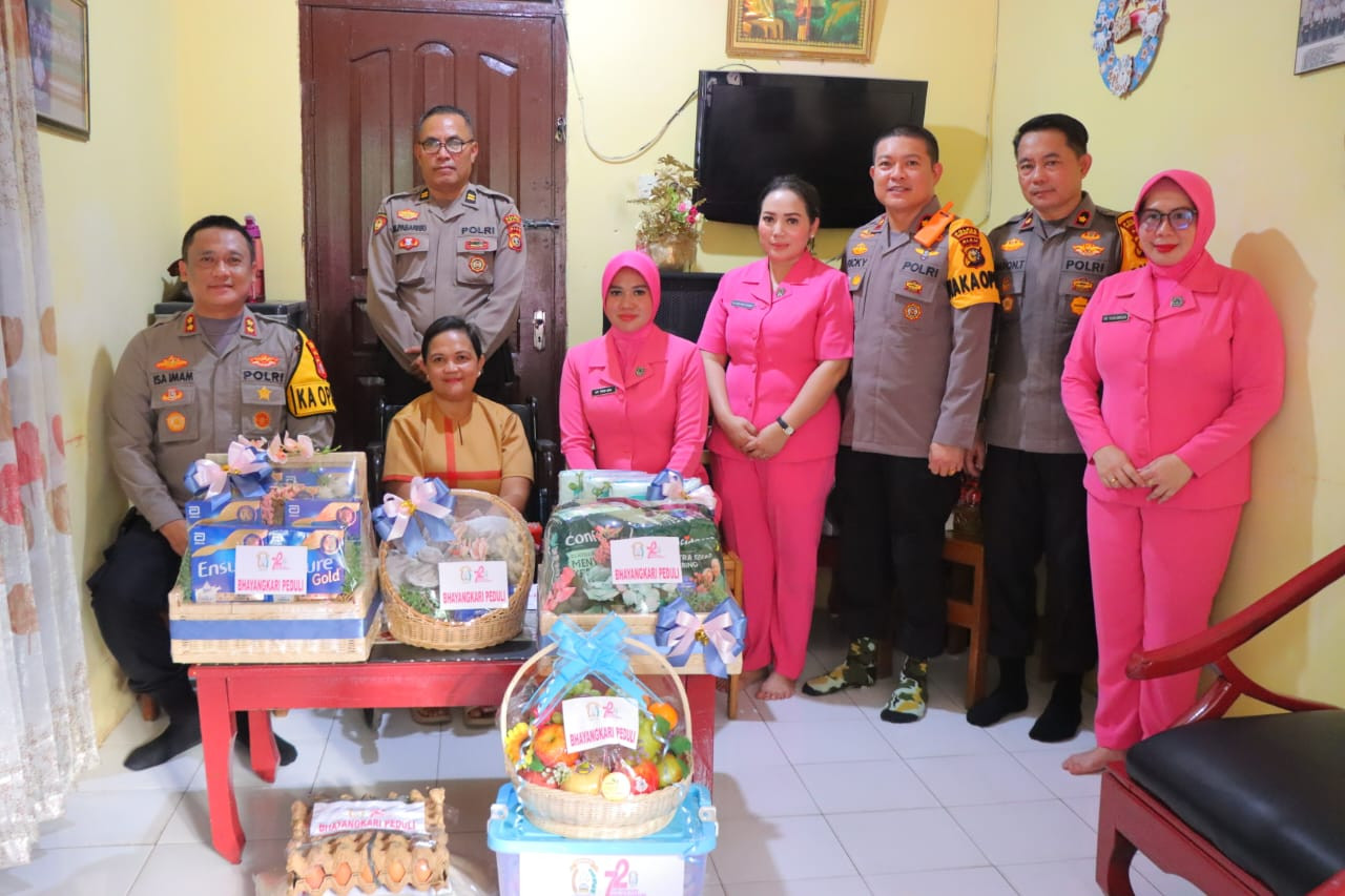 Cooling System Jelang Pilkada, Kapolres Rohil Rombongan Gelar Baksos ke Polsek Jajaran 
