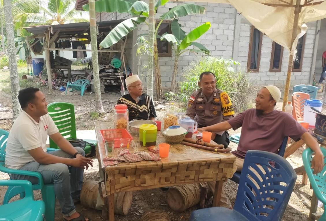 Hadiri Khitanan Warga Binaan, Polsek Rupat Utara Sampaikan Pesan Pilkada Damai 2024
