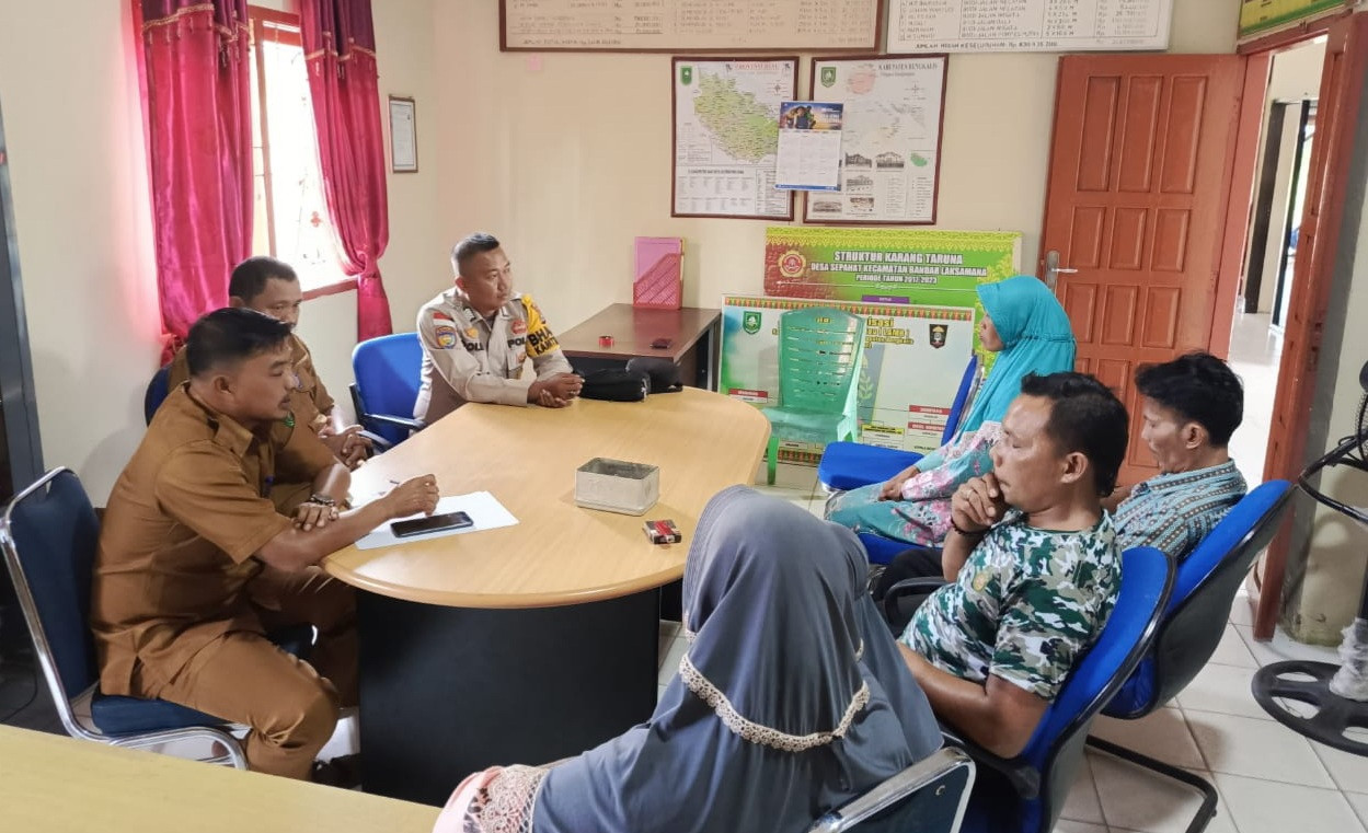 Kolaborasi Polisi dan Perangkat Desa Ciptakan Kampanye Pilkada Aman