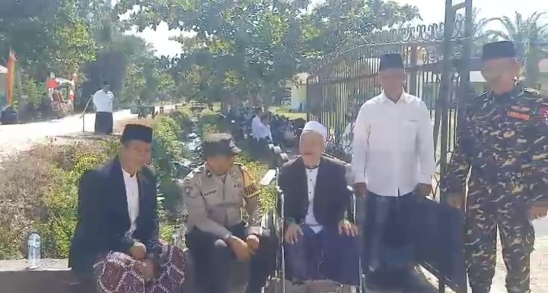 Bhabinkantibmas Polsek Kepenuhan  Gelar Coolling System Pilkada 2024 ke Pondok Pesantren