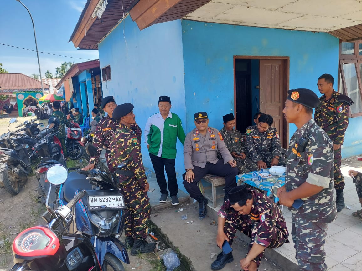 Kapolsek Rambah Samo Giat Cooling System  Pilkada 2024 Bersama Warga