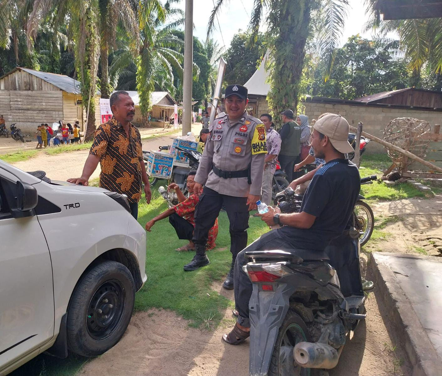 Gaungkan Pilkada Damai, Polsek Pujud Libatkan Warga Tanjung Medan Gelar Cooling System