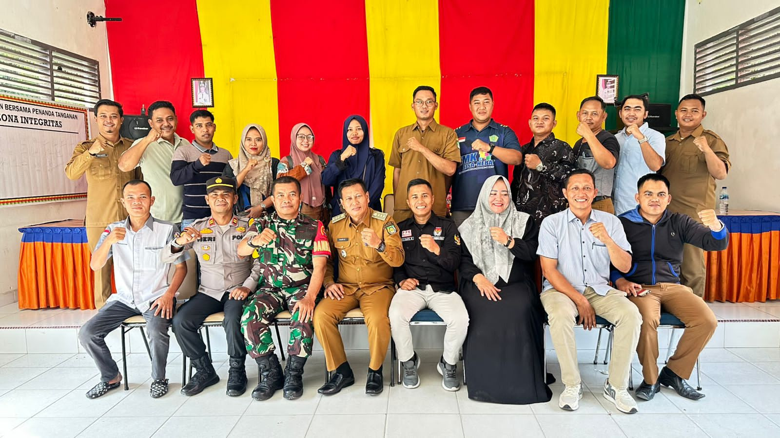 Kapolsek Tambusai Utara Cooling System, Bersama Upika, PPK dan Panwaslu Ciptakan Pilkada Damai