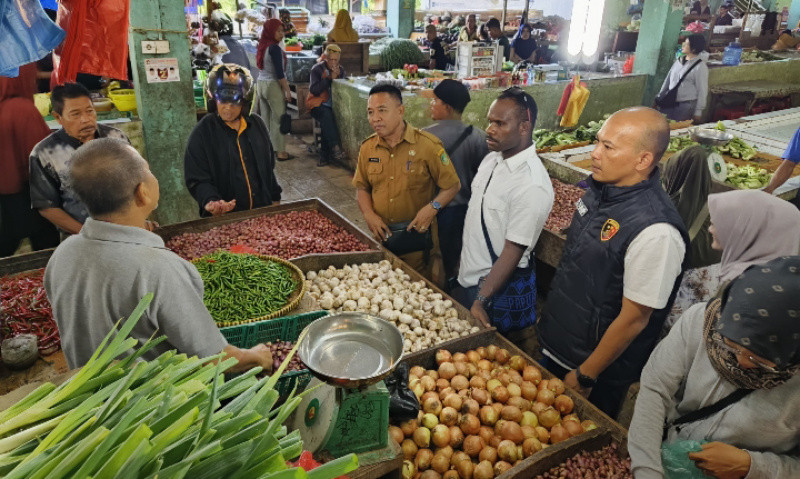 Cegah Kelangkaan, Polres Kepulauan Meranti Monitoring Harga dan Stok Bapokting