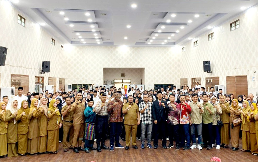 Polsek Mandau Hadiri Pelantikan dan Pembekalan Pengawas TPS Pilkada 2024