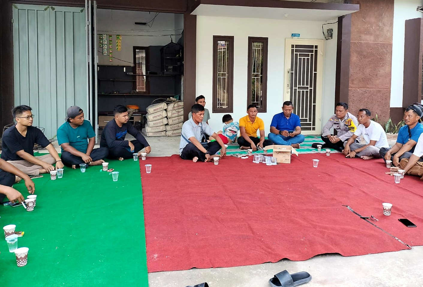 Bhabin Tenayan Raya Kelurahan Kulim Imbau Masyarakat Jaga Kamtibmas Jelang Pilkada