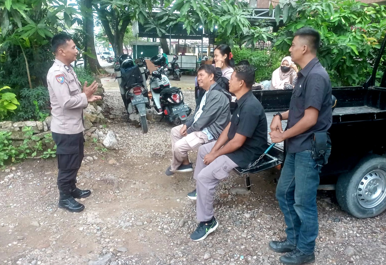 Polsek Sukajadi Ajak Warga Harjosari Jaga Kondusifitas Menjelang Pemilukada 2024