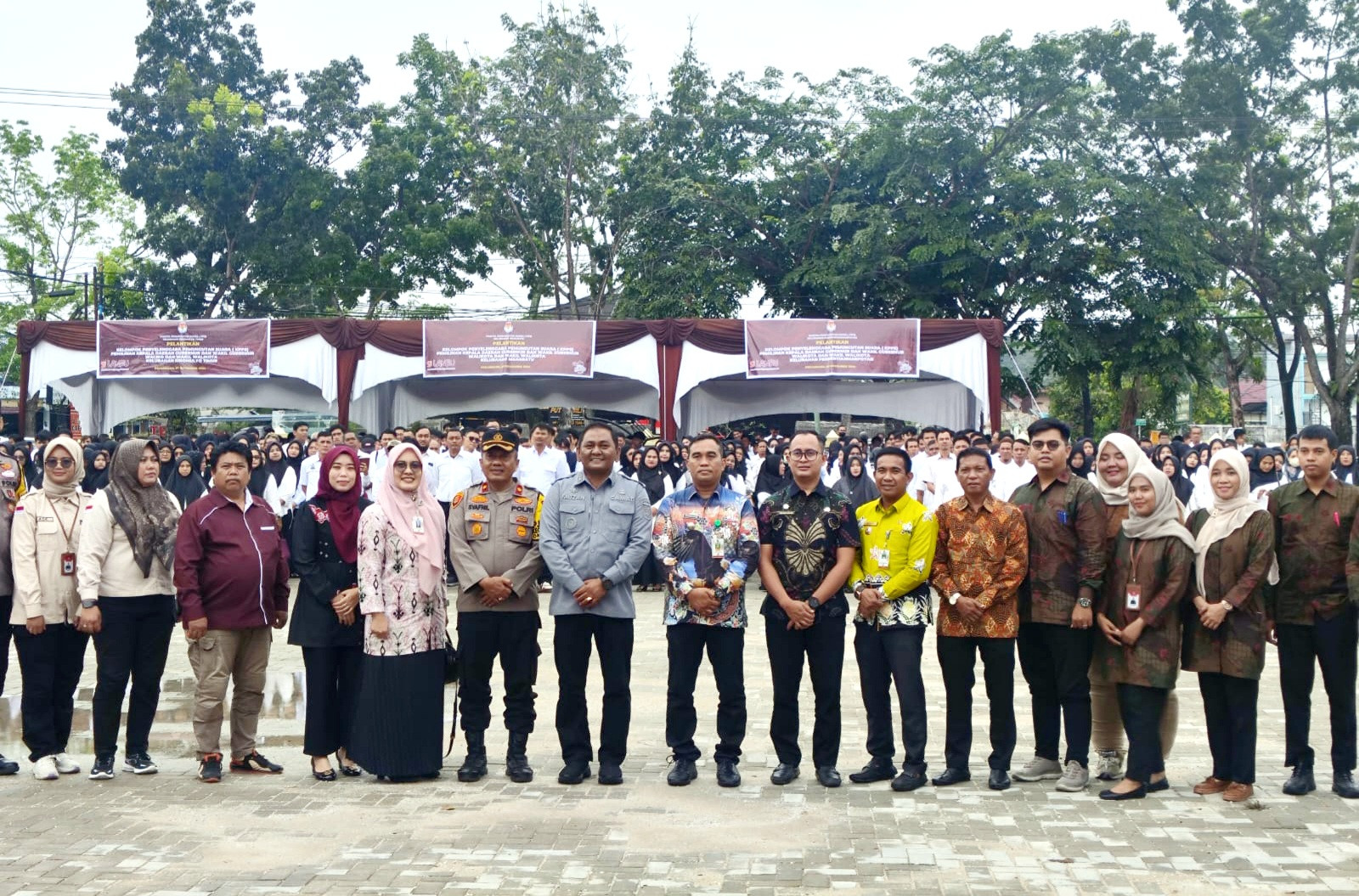 1.267 Petugas KPPS Kec.Marpoyan Damai di Lantik, Siap Laksanakan Tugas Pilkada Mendatang