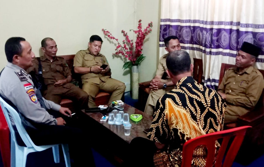 Polsek Bantan Sambangi Desa Deluk untuk Jaga Kamtibmas Menjelang Pilkada 2024