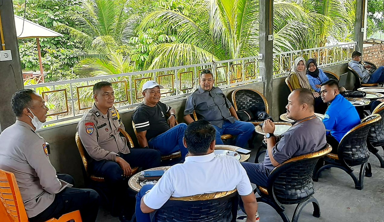Personel Polsek Rumpes Ajak tokoh masyarakat Lembah Sari Jaga Kamtibmas Jelang Pemilukada 2024