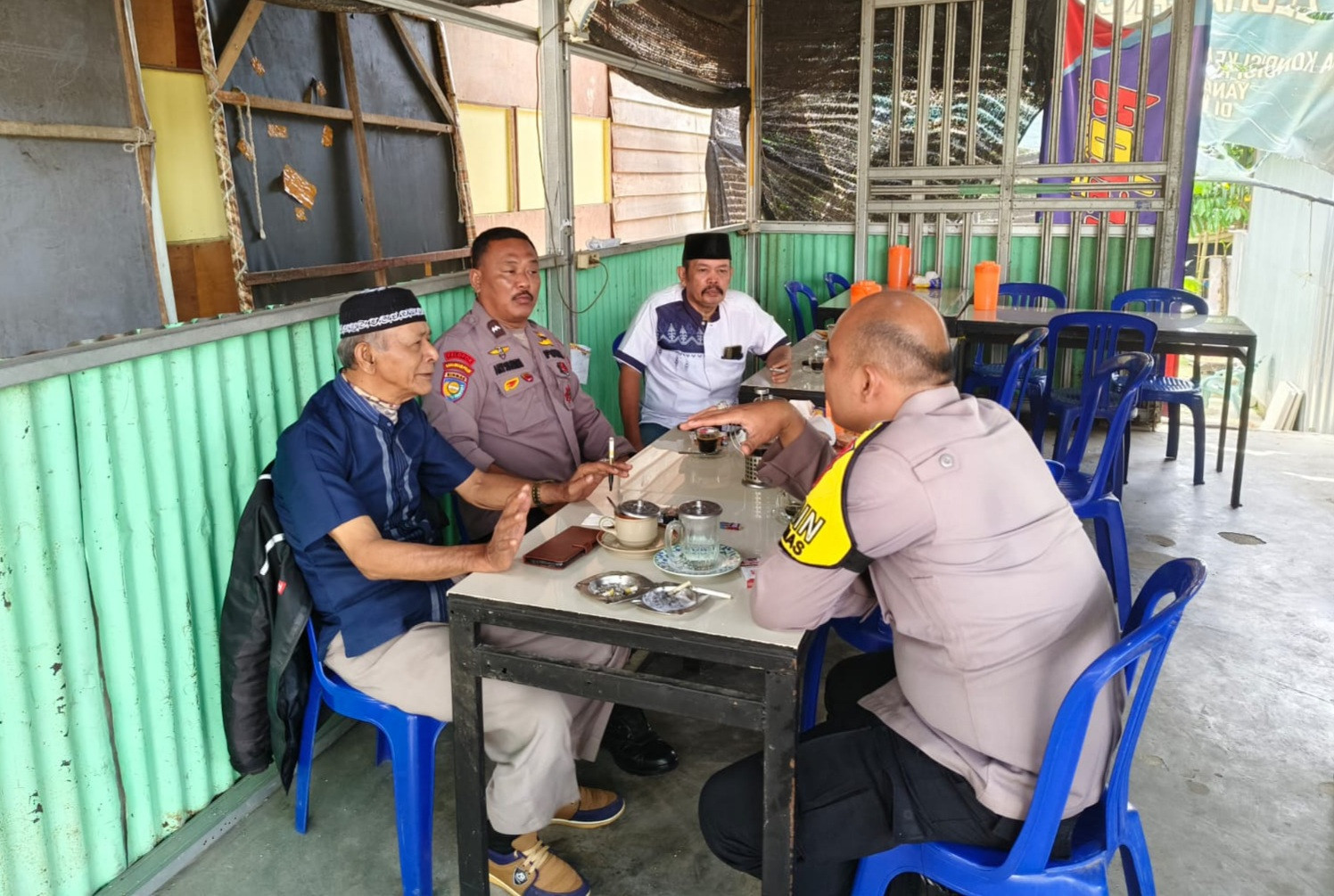 Bhabinkamtibmas Binawidya Giat Cooling System Bersama Tokoh Adat dan Agama