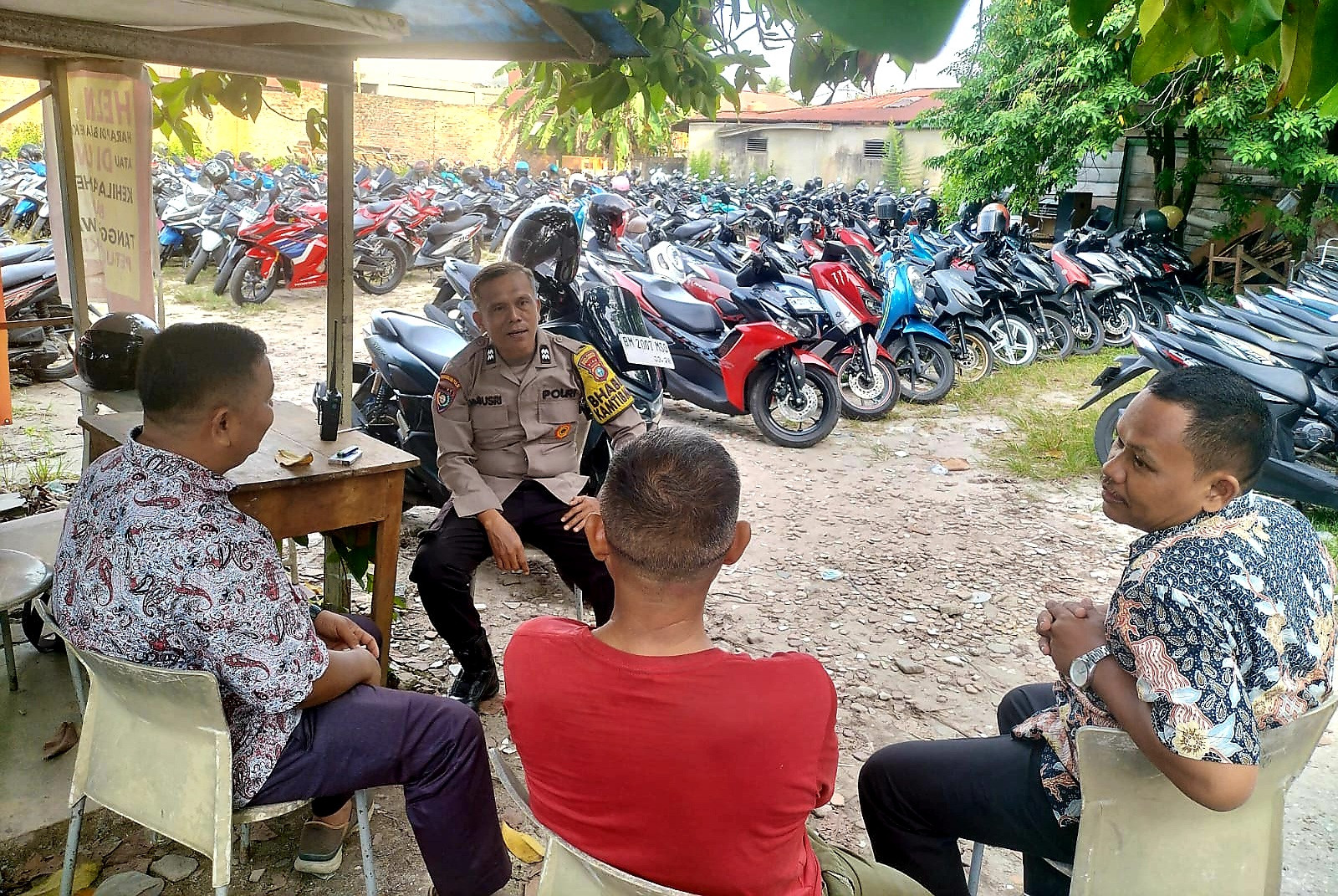 Polsek Sukajadi Imbau Warga Kampung Melayu Partisipasi Aktif Menyukseskan Pilkada 2024