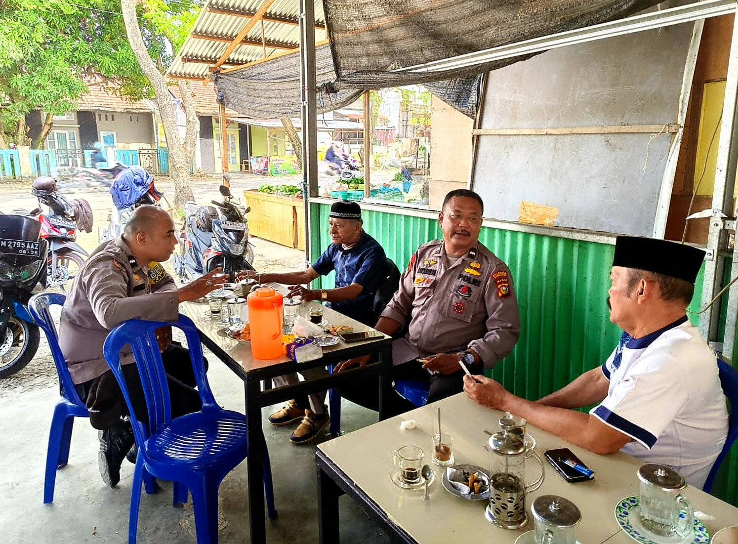 Wujudkan Pemilukada Damai, Polsek Binawidya Gandeng Datuak lima suku dan tokoh agama