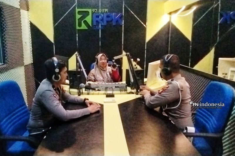 Lewat siaran Radio RPK, Polres Siak sosialisasi keselamatan lalu lintas dan Program Riau Kita 