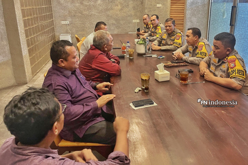 Kombes Jeki Giat Cooling System Bersama Direksi Bank Riau Kepri Syariah Wujudkan Pemilukada Damai