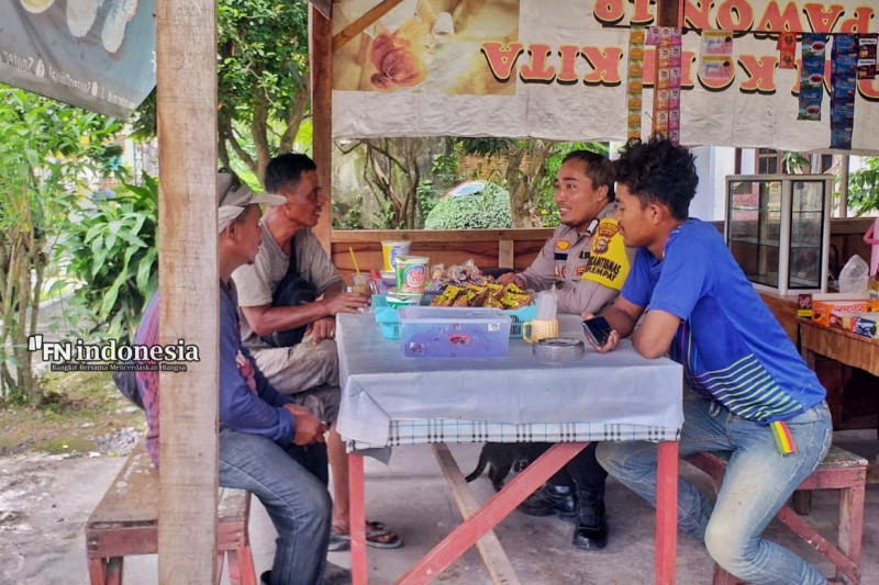 Bhabinkamtibmas Polsek Kota Beri Motivasi Warga Untuk Partisipasi Aktif Pilkada 2024