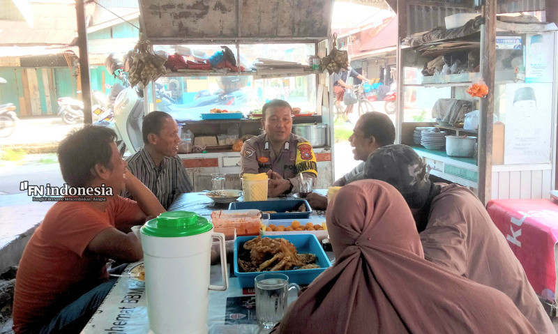 Ngobrol Bareng Warga di Warung Ampera Begini Pesan Bhabinkamtibmas Polsek Kota