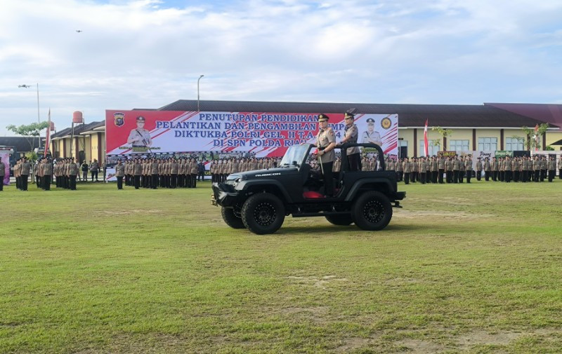 Irjen M Iqbal Lantik 269 Bintara SPN Polda Riau, 4 Siswa Berpredikat Terbaik