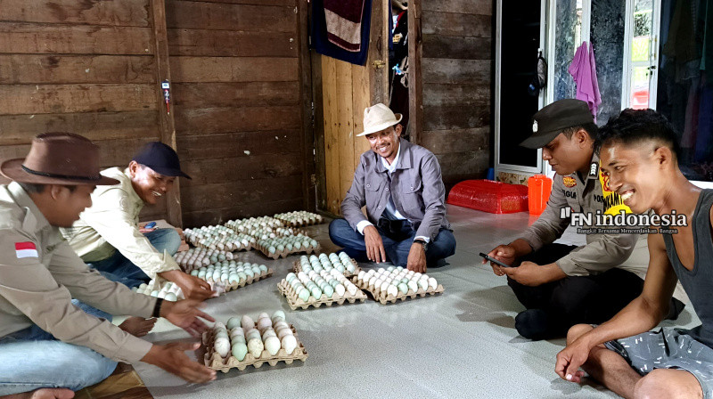 Polsek Batu Hampar dan BPP Bangko Lakukan Pengecekan Ternak Bebek Petelur di Sungai Sialang