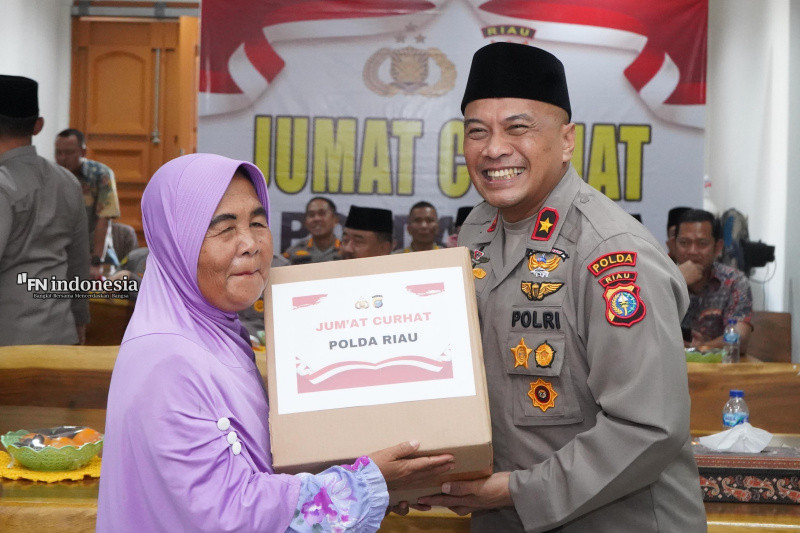 Jumat Curhat, Wakalpolda Riau Dengar Aspirasi Masyarakat Payung Sekaki