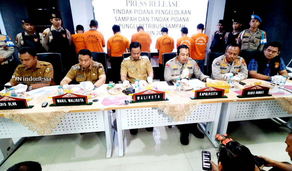 Modus Kwitansi Palsu, Oknum Pungli dan Pengelolaan Sampah Ilegal di Pekanbaru Ditangkap