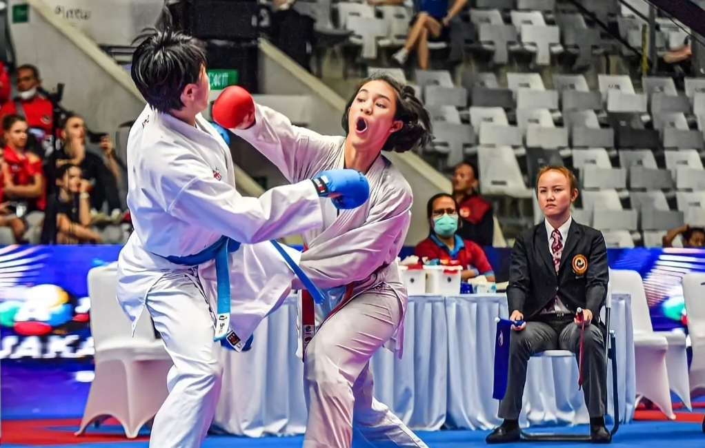 Kisah Bripda Jessica Tety Debora, Bintang Karate Internasional dari Polda Riau