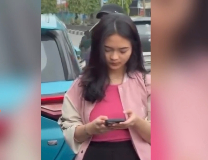 Screenshot_2024-08-07-19-36-26-026_com_miui_videoplayer-edit.jpg
