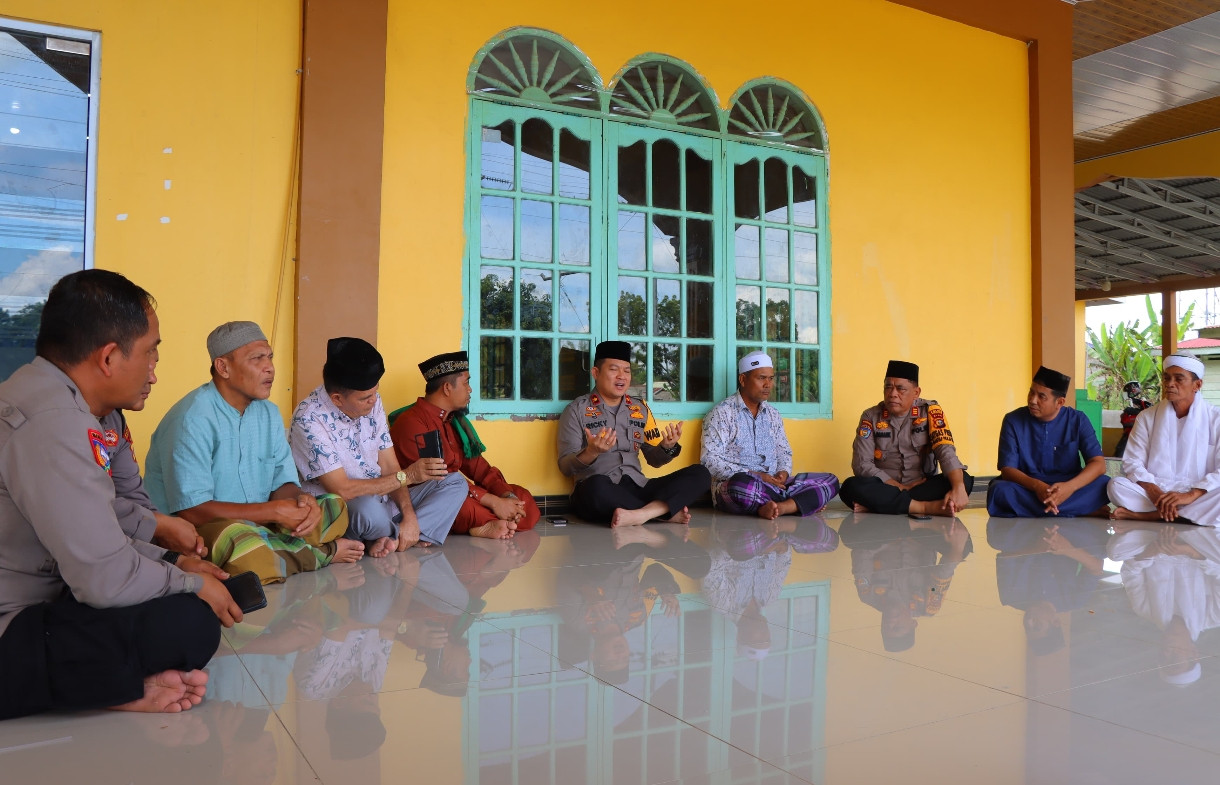 Wakapolres Rohil Cooling System Jamaah Masjid Baiturrahim Cempedak Rahuk 