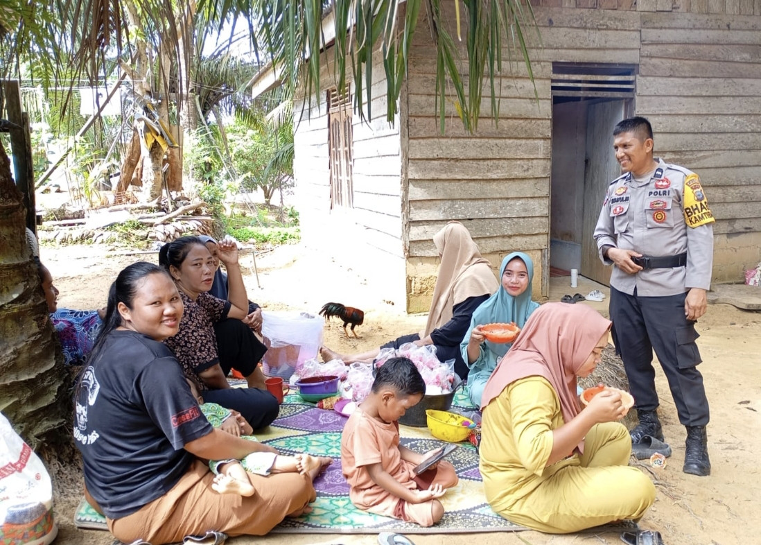 Sambangi Ibu-ibu Wirid Tanjung Medan, Polsek Pujud Kirim Pesan Cooling System