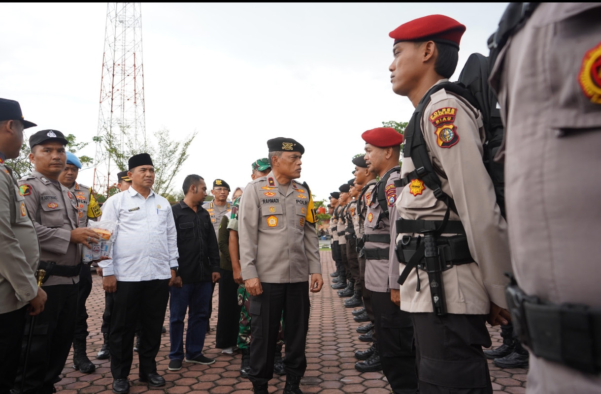Cek Pasukan Pengamanan Pilkada di Rohil, Ini Pesan Wakapolda Riau Brigjen K Rahmadi