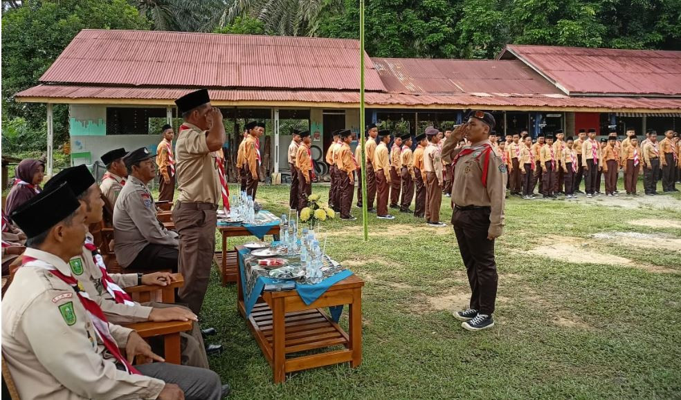 Bhabinkamtibmas Polsek Kerinci Kanan Hadiri Pembukaan Pesta Siaga di Ponpes Darul Muttaqien