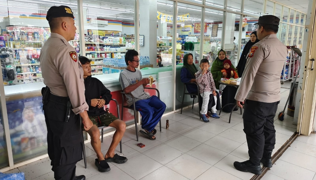 Polsek Kerinci Kanan Gelar Patroli KRYD untuk Antisipasi Kejahatan dan Gangguan Kamtibmas