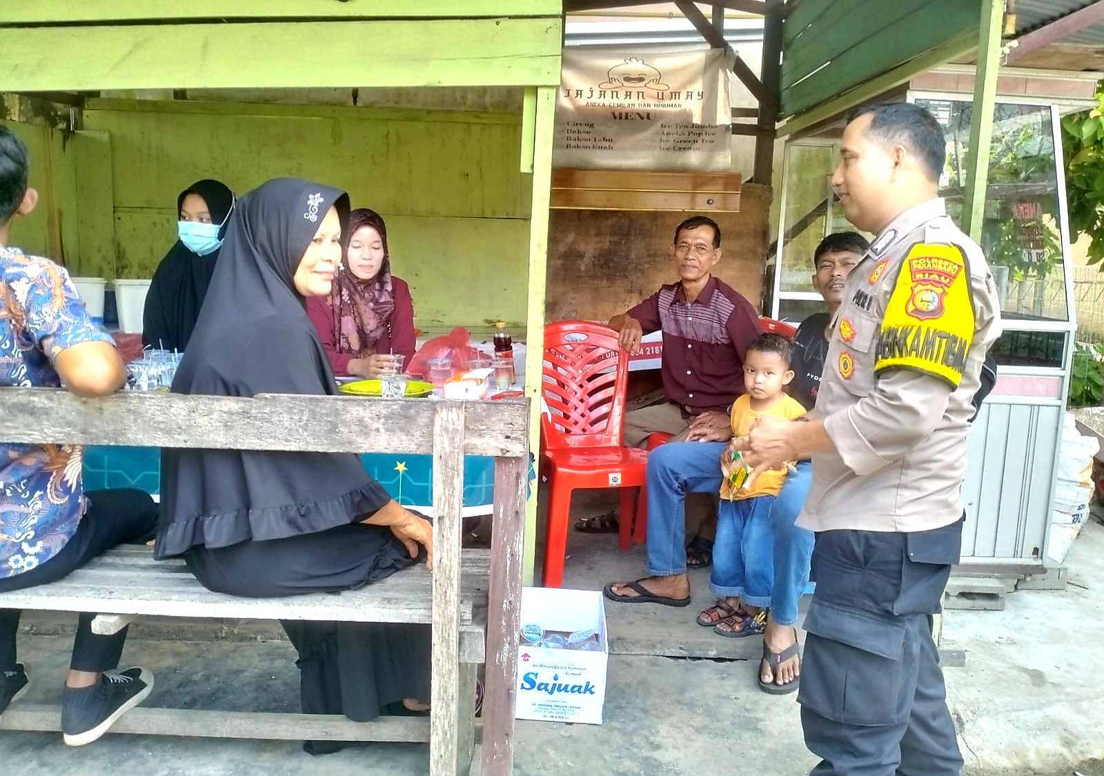Pemilukada 2024, Polsek Sukajadi Ajak Masyarakat Gunakan Hak Pilih dan Jangan Golput 