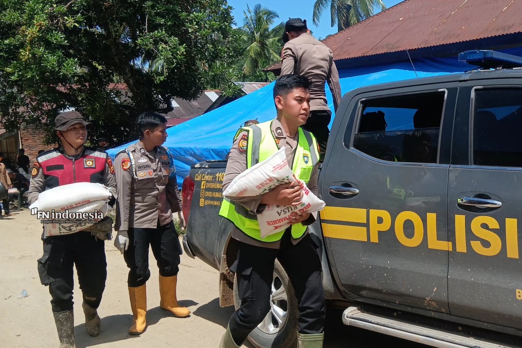 Respons Cepat Polda Riau, Bantuan Logistik Mengalir ke Posko Bencana di Nagari Salareh Timur