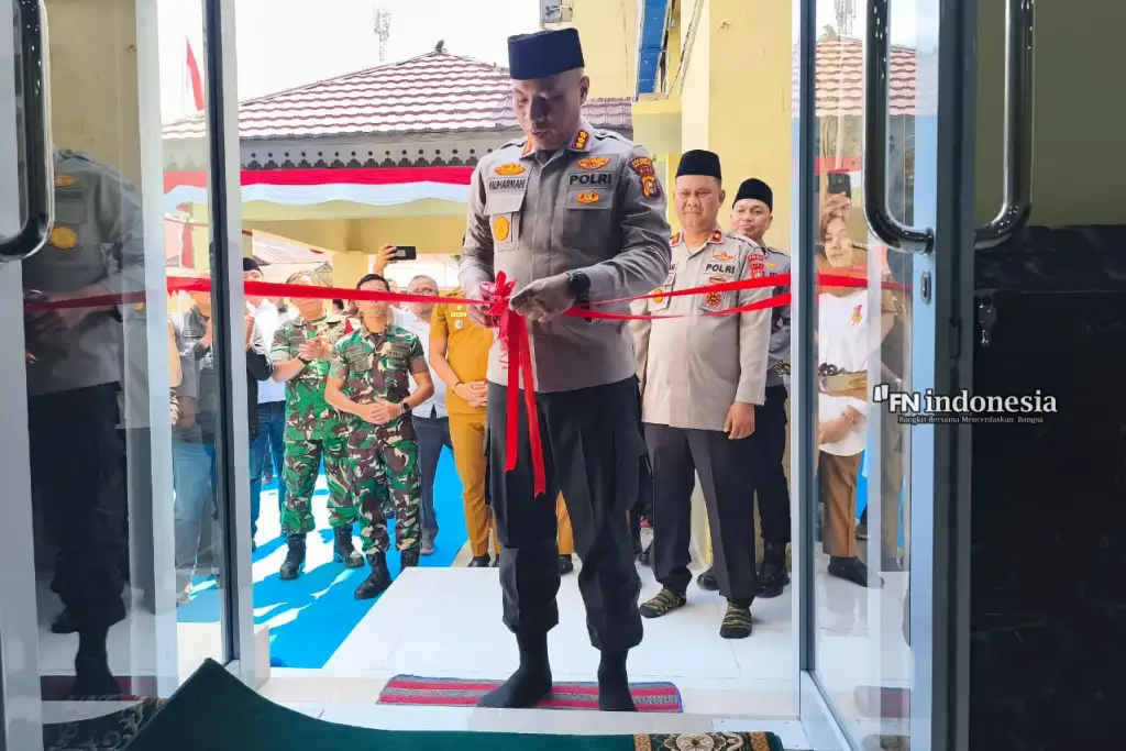 Kapolresta Pekanbaru Resmikan Musholla An-Nursirwan di Polsek Binawidya