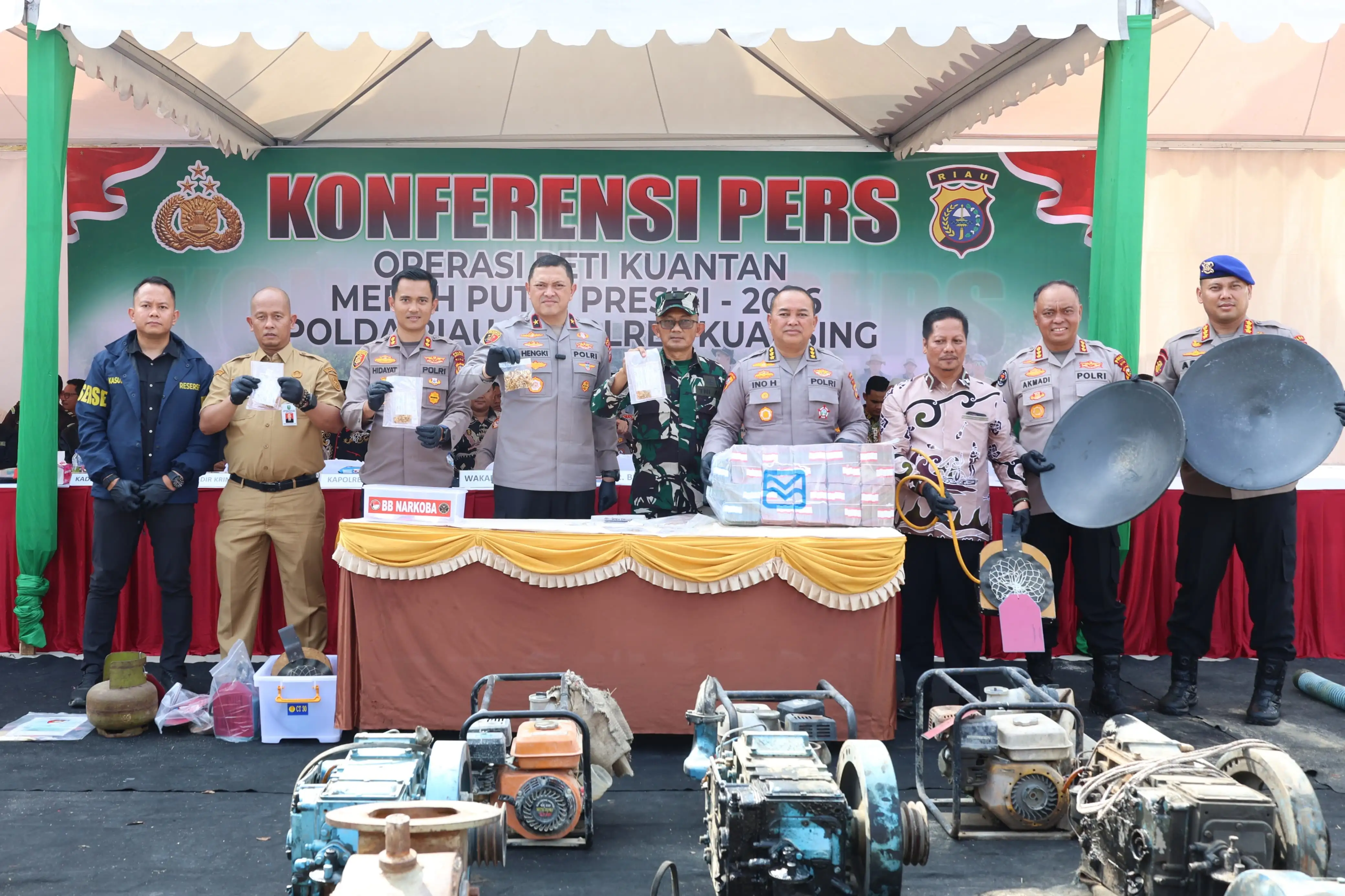 Jaringan PETI Kuansing Dibongkar, 17 Tersangka Diamankan, Emas dan Narkoba Turut Terungkap