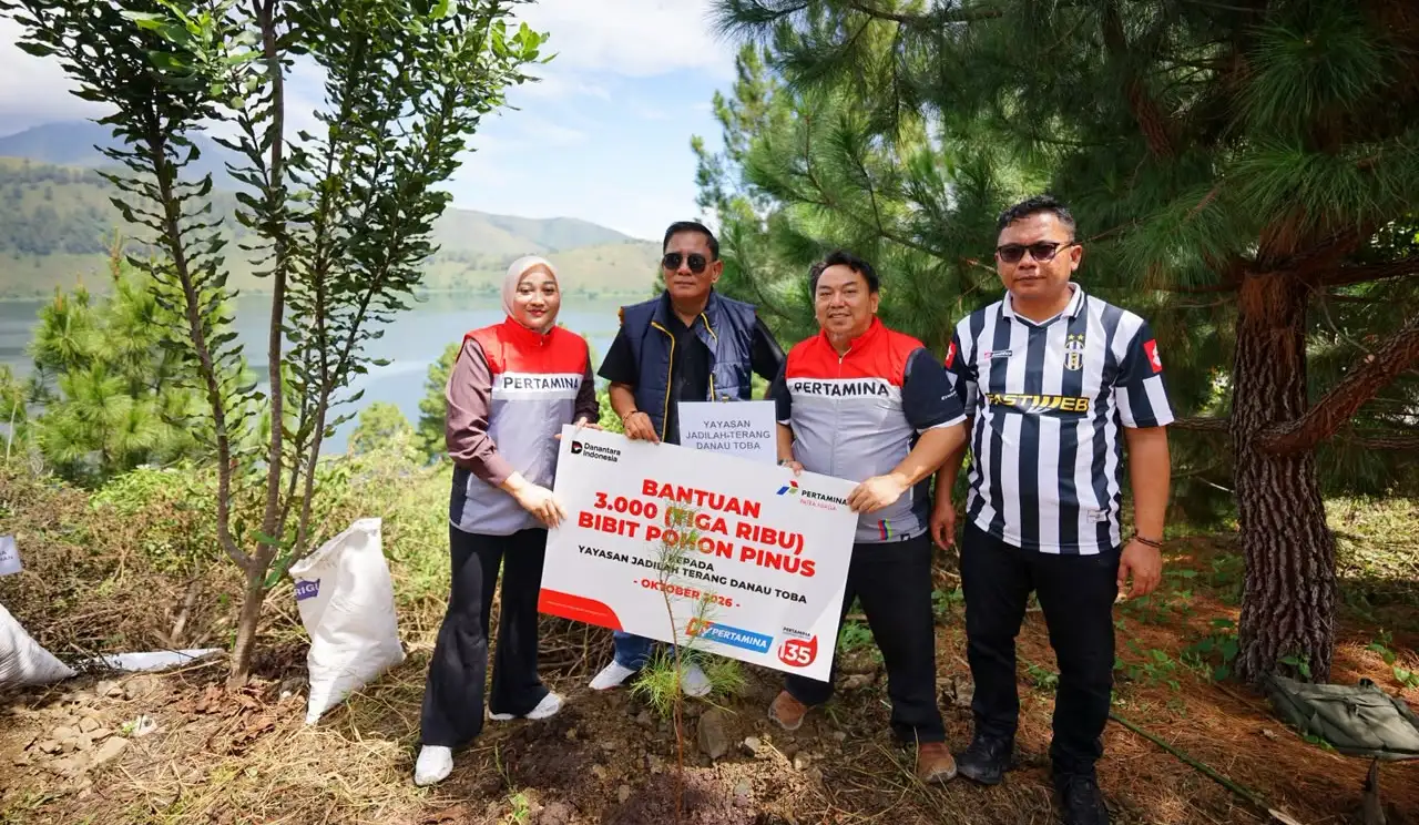 Pertamina Salurkan Bantuan Sektor Lingkungan, Jaga Kelestarian Alam dan Penghijauan di Sekitar Danau Toba