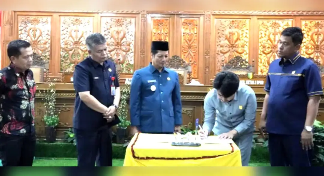 Pendapat Akhir DPRD Disetujui, PLT Bupati Muklisin: Pertanggungjawaban APBD 2025 Jadi Fondasi Penguatan Tata Kelola Pemerintahan