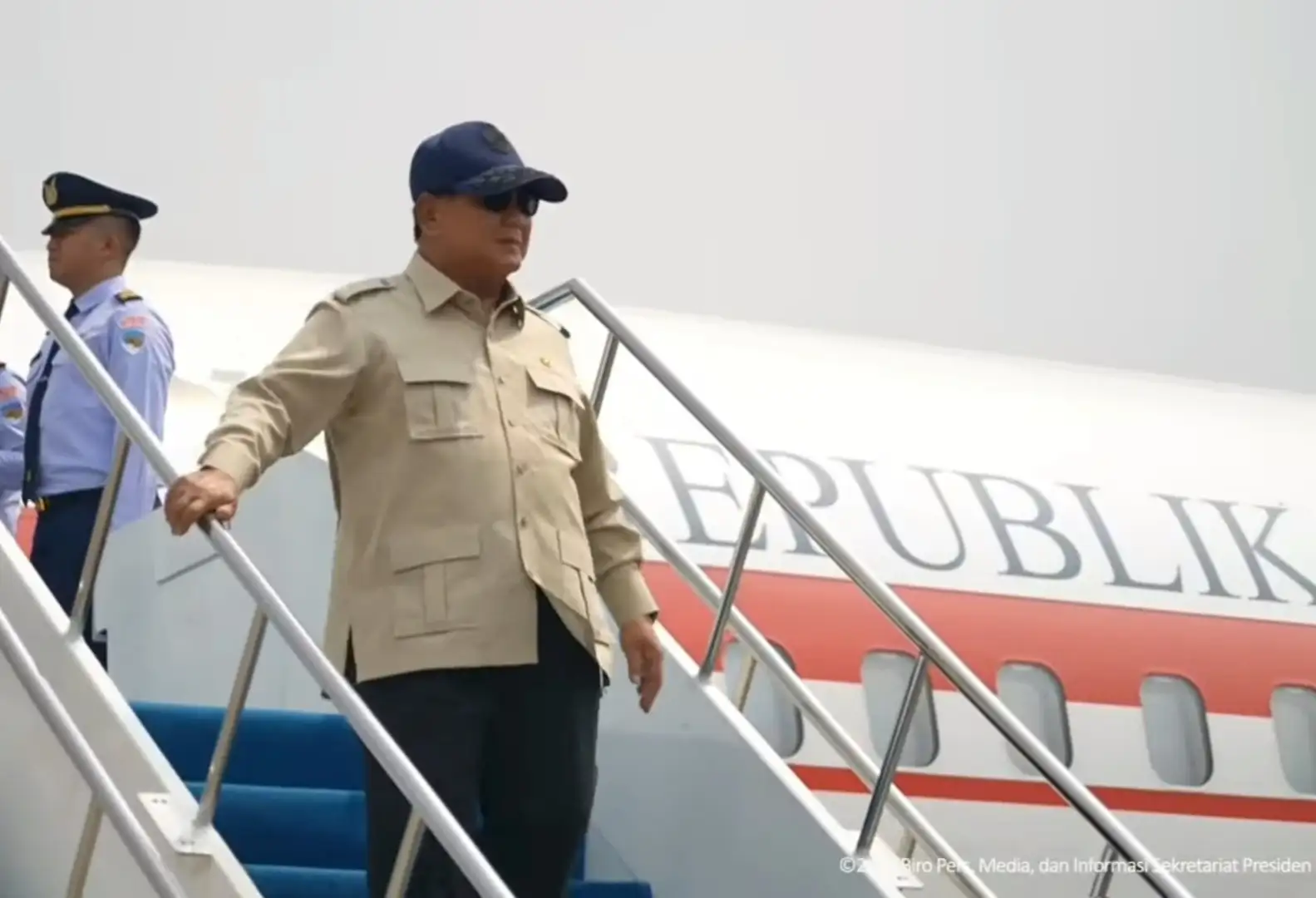 Presiden Prabowo Tiba di Pekanbaru, Tinjau Langsung Penanganan Karhutla Riau